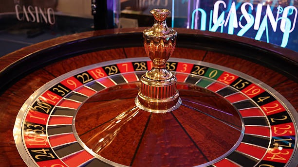 Live dealer table at olx Medusa II studio